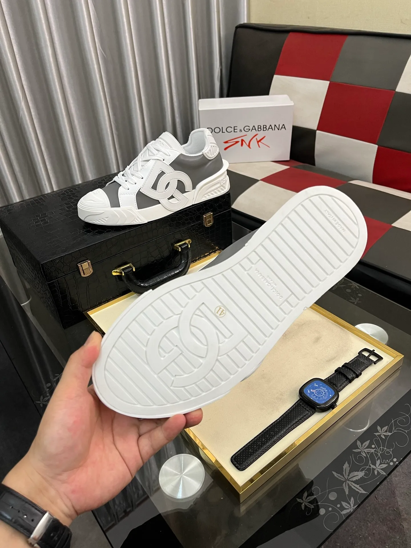 Men's shoes💰500⌚️⌚️【DG】Latest official website high-top casual, men's shoes original quality imported cowhide➕Yangli [Proud] In terms of materials and workmanship, it beats all versions on the market💕Highest quality shipments. Real photos, imported fabrics highlight the unique charm of the brand😘The shoelaces are also original custom-made👻Classic lace-up shoes are very comfortable on the feet, sizes 35-465️⃣colors available